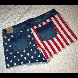 Women’s American Flag Jean Shorts, Size 22